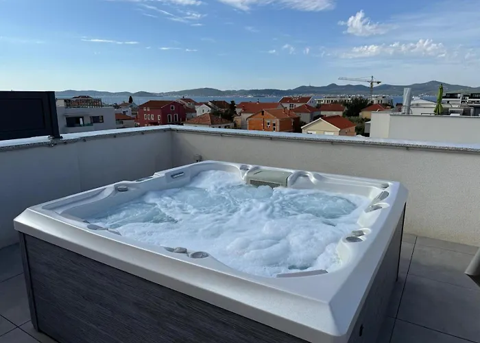 Appartamento Fux Penthouse Whirlpool Meerblick Zara