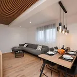 Fux Penthouse Whirlpool Meerblick *