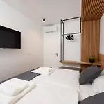 Fux Penthouse Whirlpool Meerblick * Задар