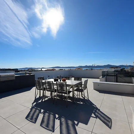 Apartment Fux Penthouse Whirlpool Meerblick Zadar