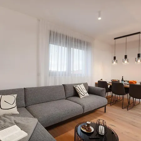 Daire Fux Penthouse Whirlpool Meerblick