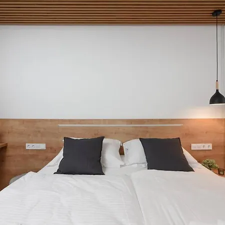Fux Penthouse Whirlpool Meerblick זאדאר
