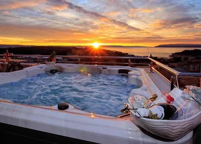 Fux Penthouse Whirlpool Meerblick Zadar