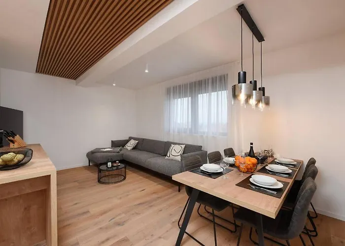 Fux Penthouse Whirlpool Meerblick *