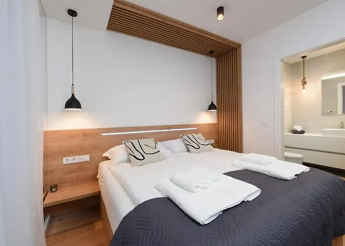 Fux Penthouse Whirlpool Meerblick *