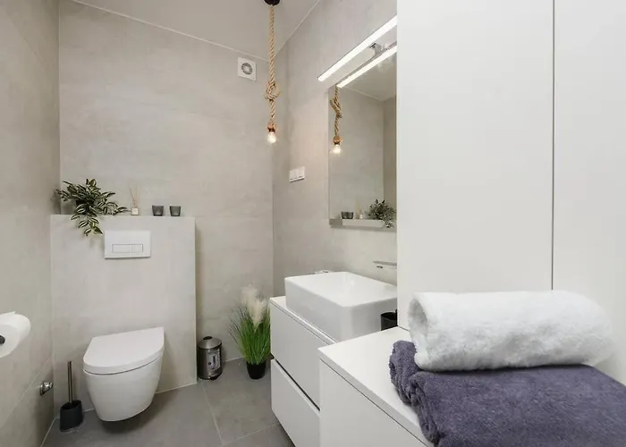 Fux Penthouse Whirlpool Meerblick * זאדאר