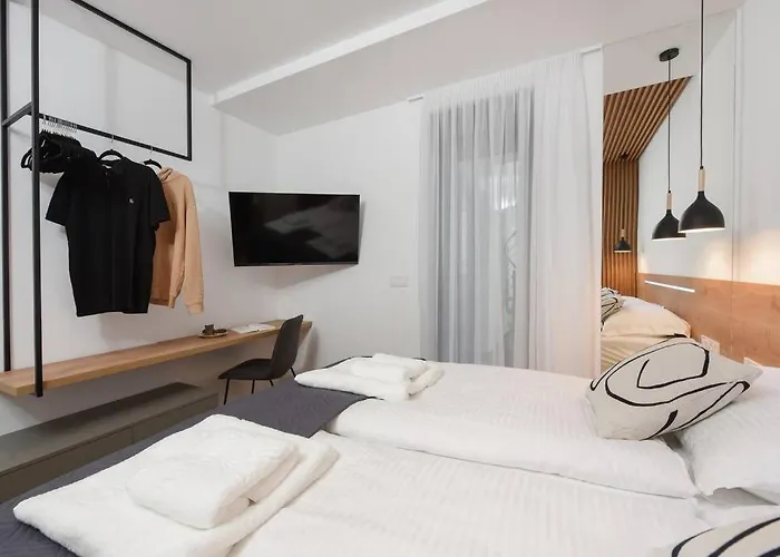 Fux Penthouse Whirlpool Meerblick Daire