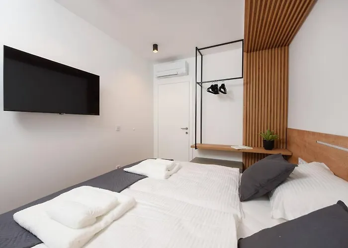 Fux Penthouse Whirlpool Meerblick * זאדאר